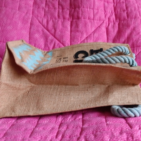 Chevron Pattern Wine Tote - Picture 3 of 4